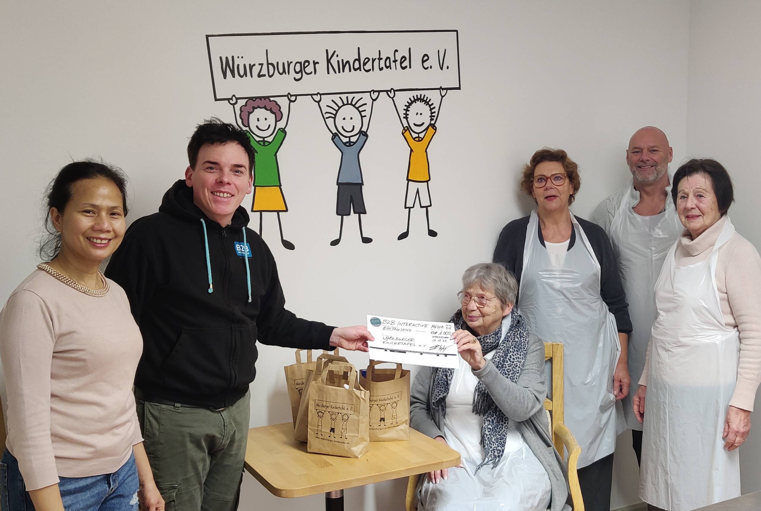 Spendenübergabe 2023: Würzburger Kindertafel e.V.